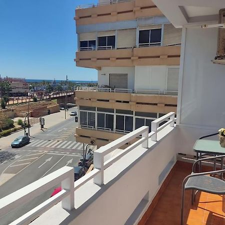 Acogedor Apartamento Frente Al Mar Elena Y Michele Almeria Exterior photo